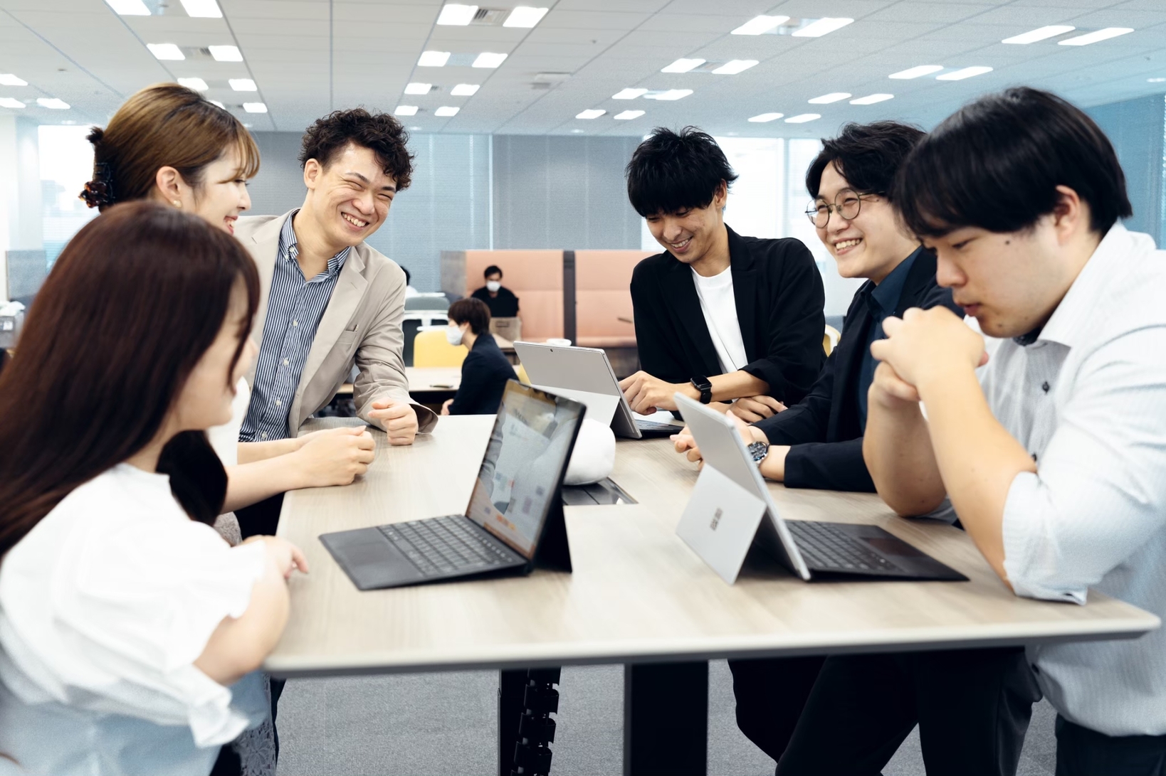 【六本木の芸能プロダクション】営業・マネージャー補佐／長期インターン