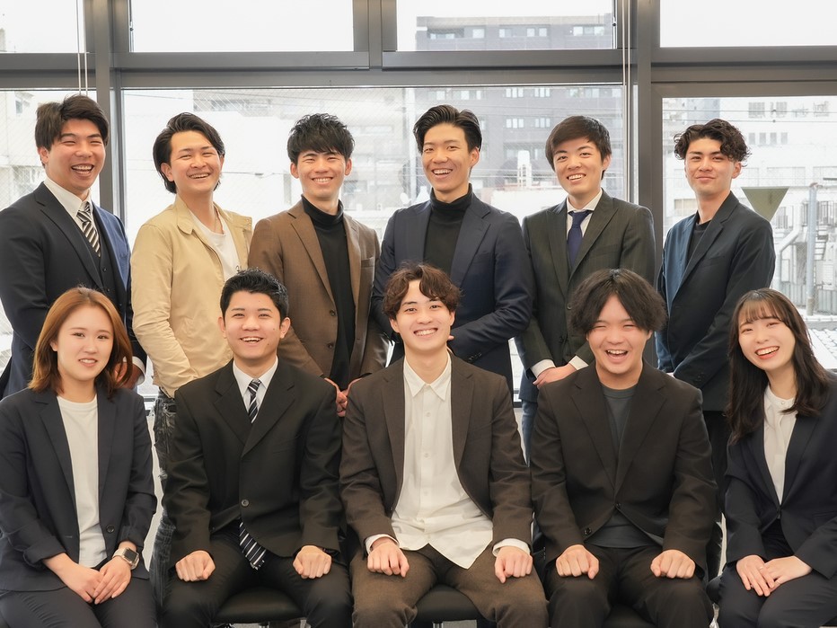 【広島限定】U・Iターン歓迎！営業を学びながら、月収20万超も目指せます！未経験OK／1.2年生も大歓迎！